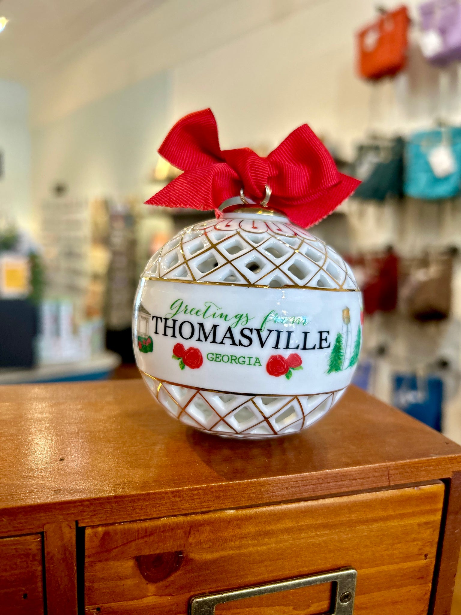 Thomasville Ornament in a Lattice Sphere